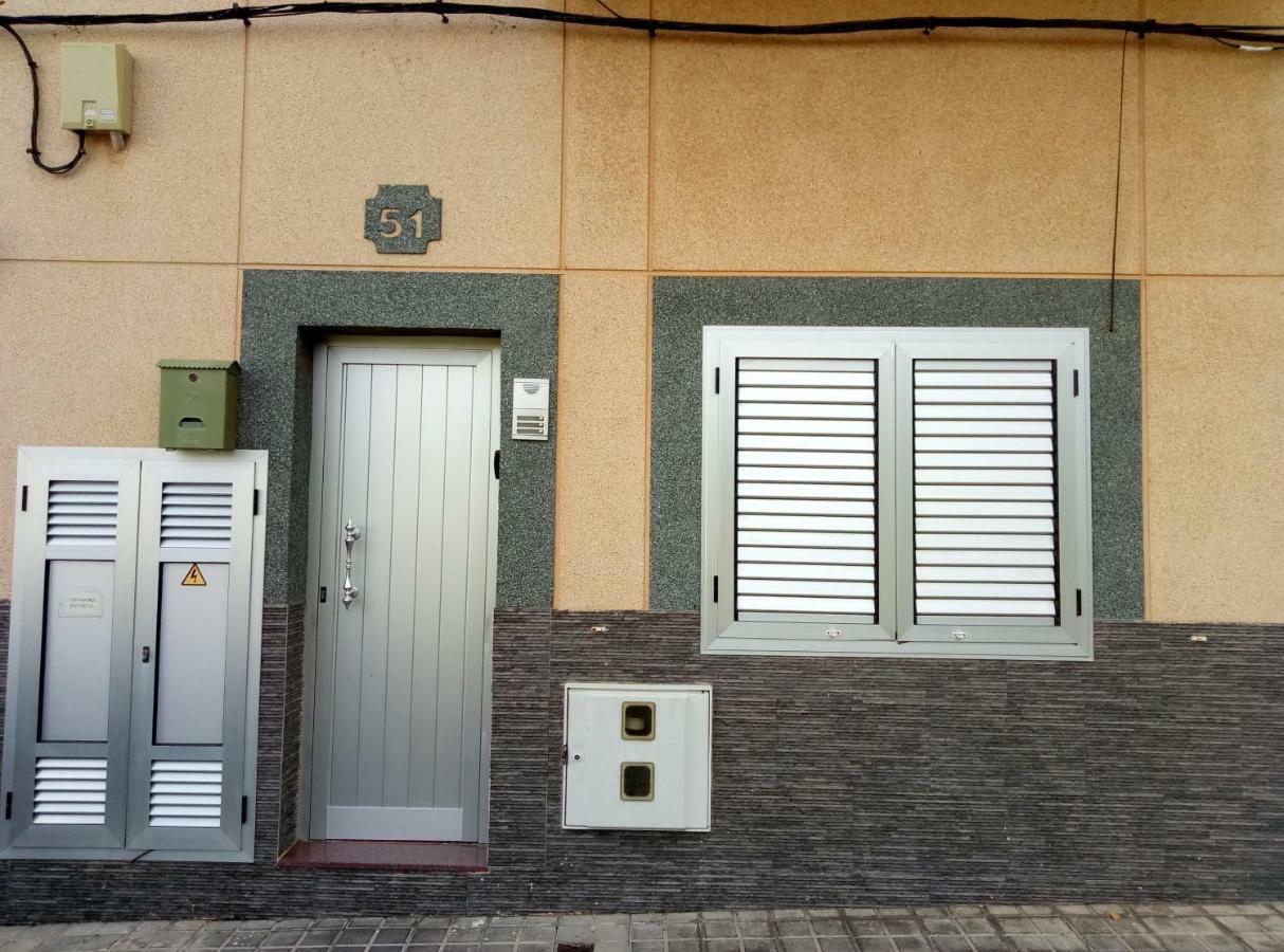 Burero Beach Stay - Comfy - Near Airport & Beaches El Burrero ภายนอก รูปภาพ